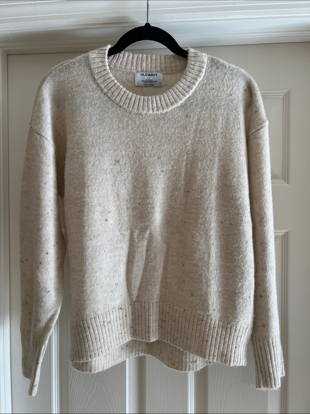 Old Navy Neutral Cream Speckled Crewneck Sweater